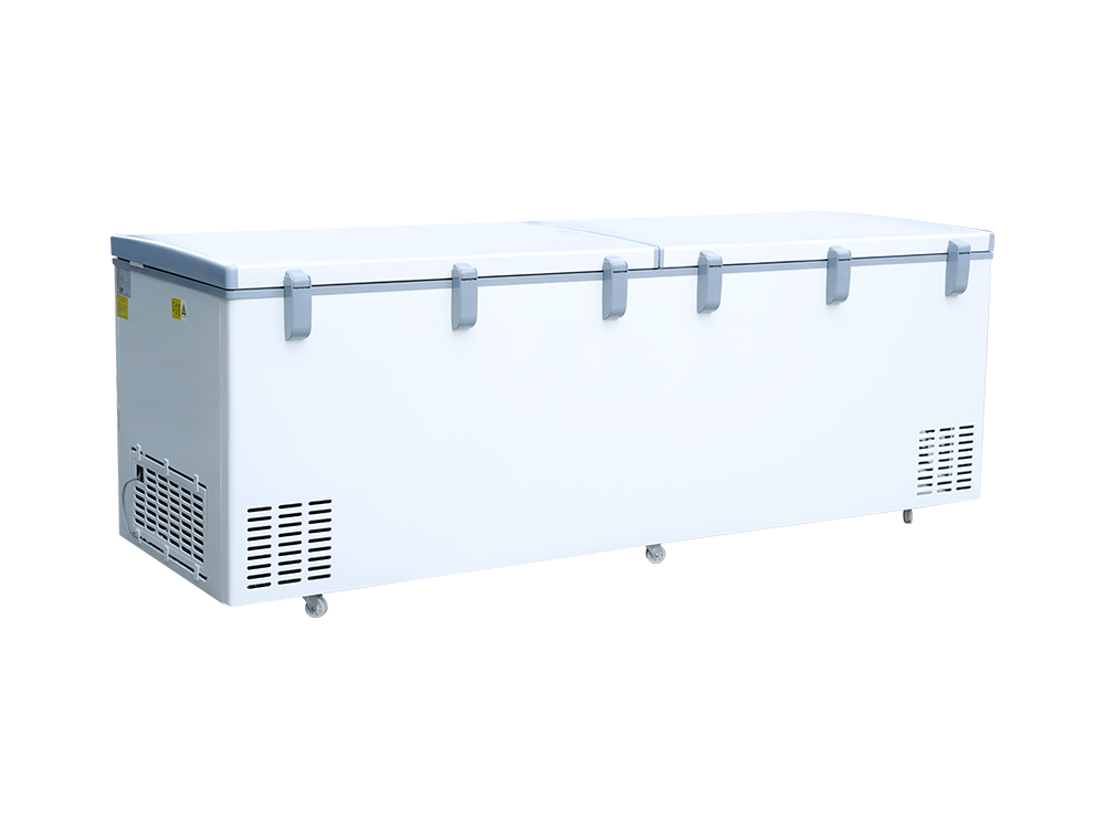 Triple-door upright single-temperature large freezer